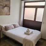 Un Espacio Diferente En Triana.