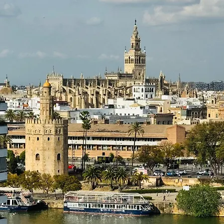 Un Espacio Diferente En Triana. Apartamento Sevilha